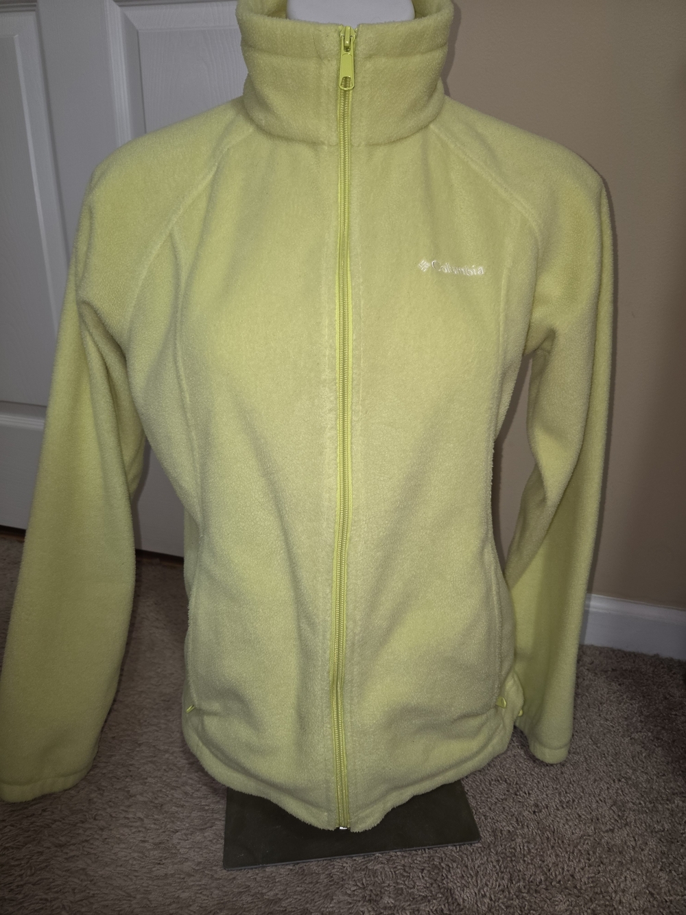 Columbia Women's Light Green Full-Zip Fleece Jacket